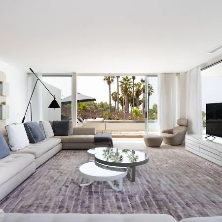Дом отдыха Palm Luxury With Private Pool In Abama Golf