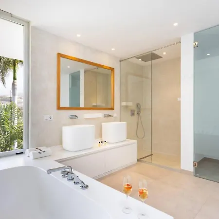 Дом отдыха Palm Luxury With Private Pool In Abama Golf *